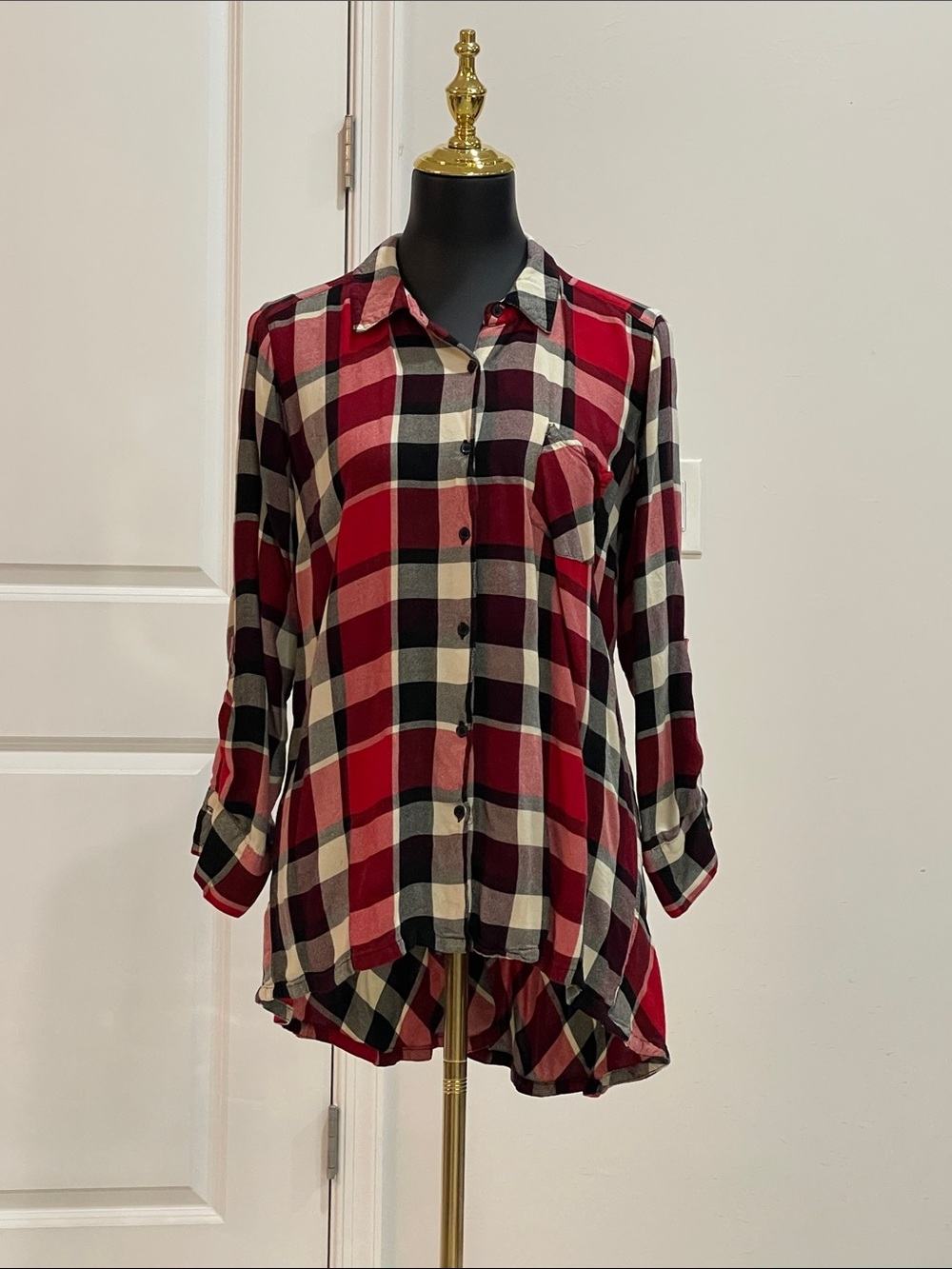 Motherhood Soft Red, Black and Cream Plaid Maternity Shirt Size Medium
